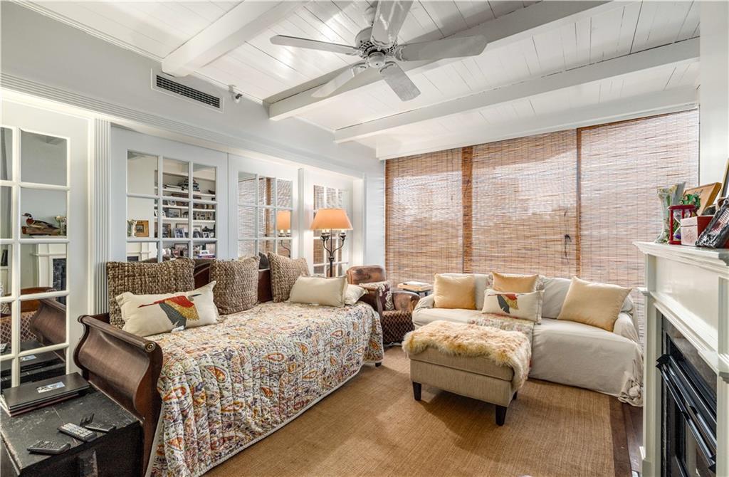 2660 Peachtree Road NW Unit 10F