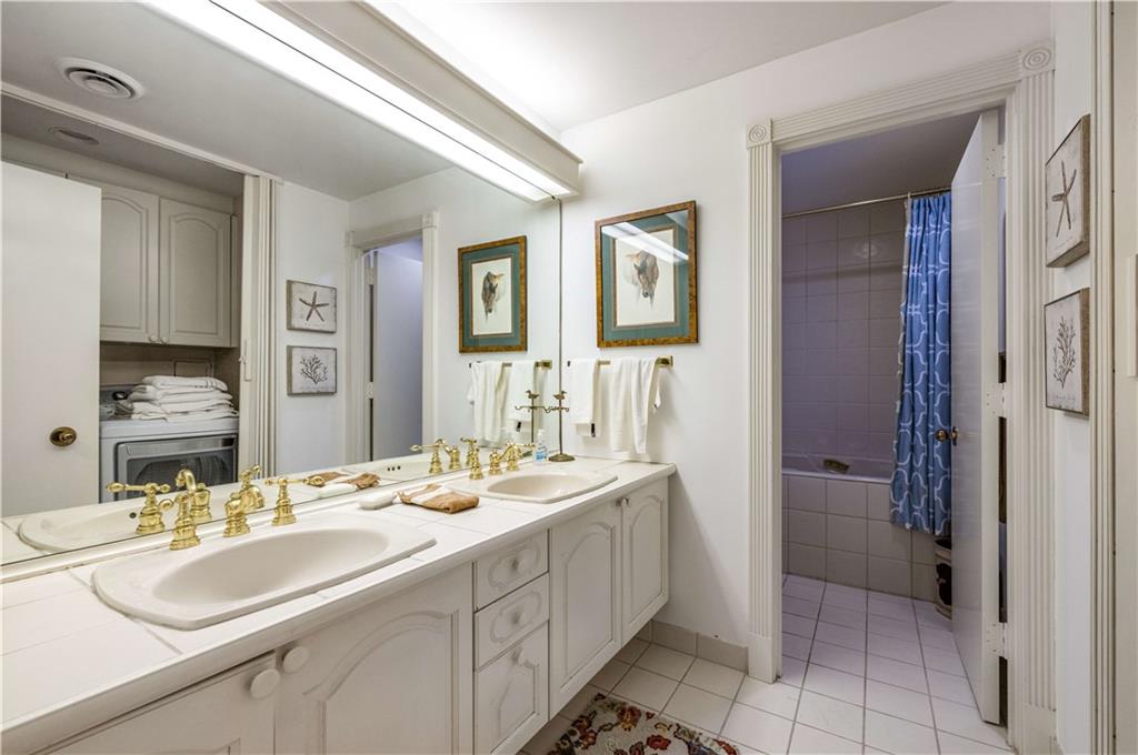 2660 Peachtree Road NW Unit 10F