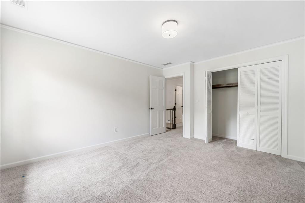 150 Marsh Glen Point