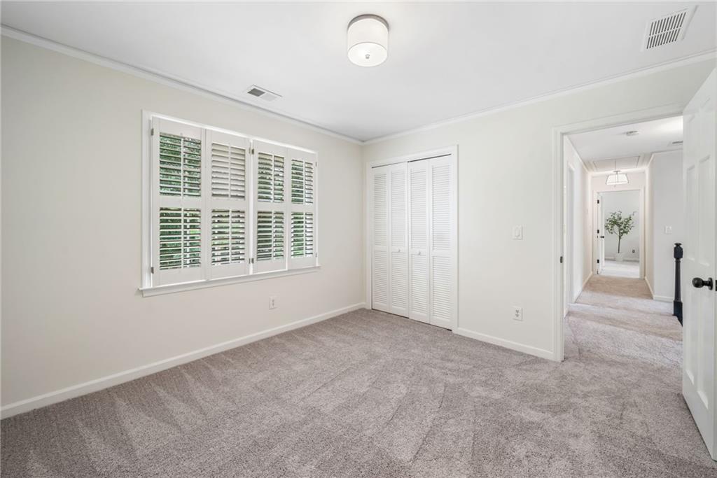 150 Marsh Glen Point