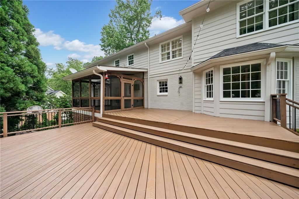 150 Marsh Glen Point