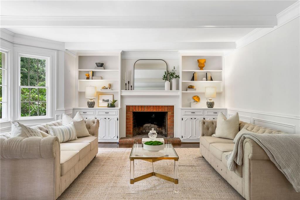 150 Marsh Glen Point