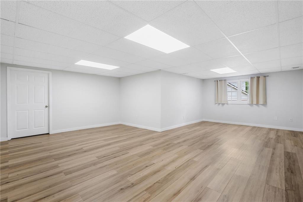 150 Marsh Glen Point