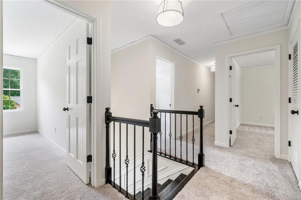 150 Marsh Glen Point