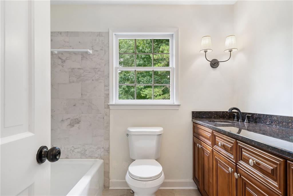 150 Marsh Glen Point