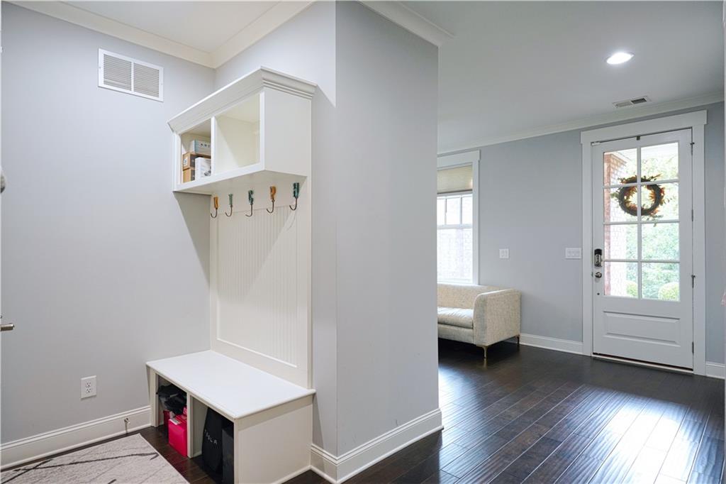 6030 Richwood Circle