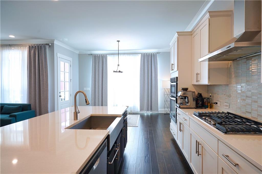 6030 Richwood Circle