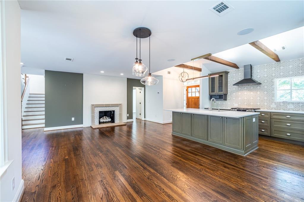 367 Greenwood Avenue