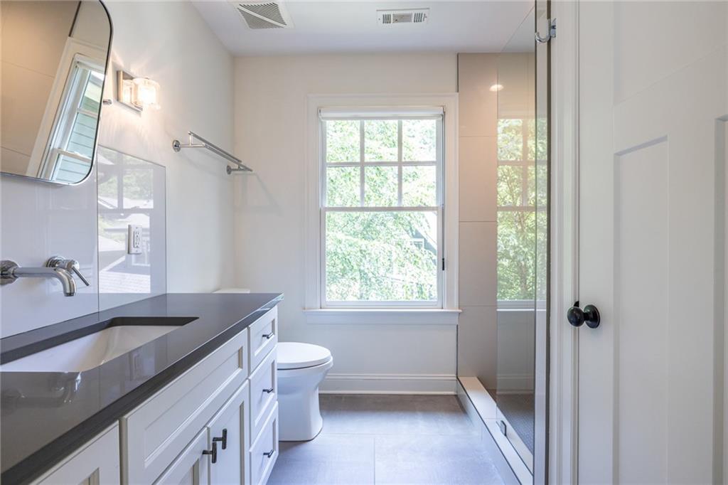 367 Greenwood Avenue