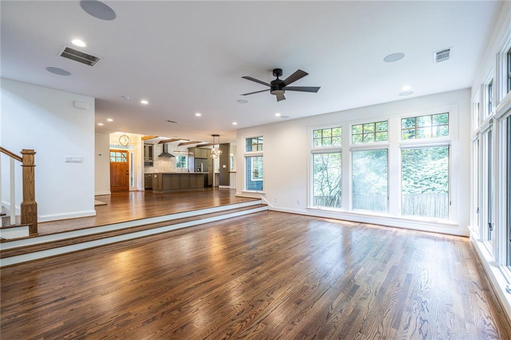 367 Greenwood Avenue