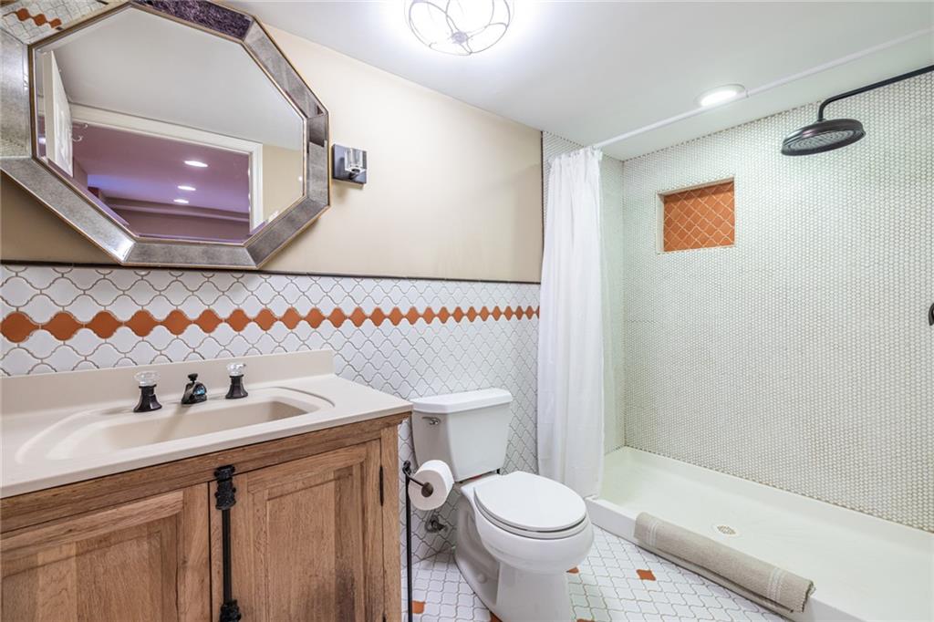 367 Greenwood Avenue