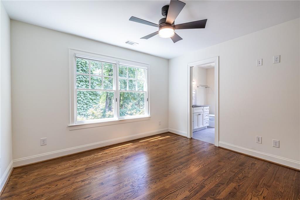 367 Greenwood Avenue