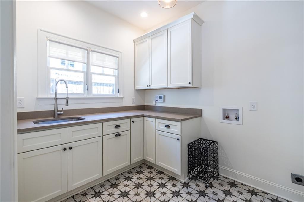 367 Greenwood Avenue