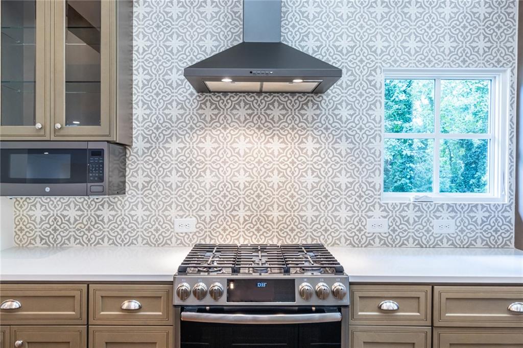 367 Greenwood Avenue