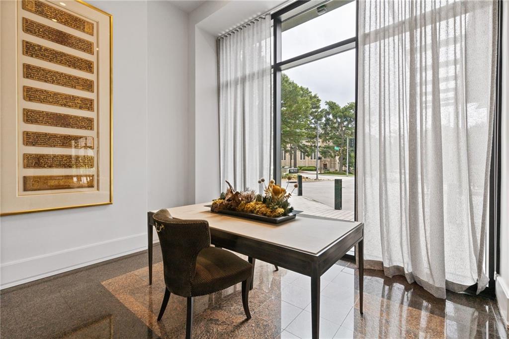 2660 Peachtree Road NW Unit 30G