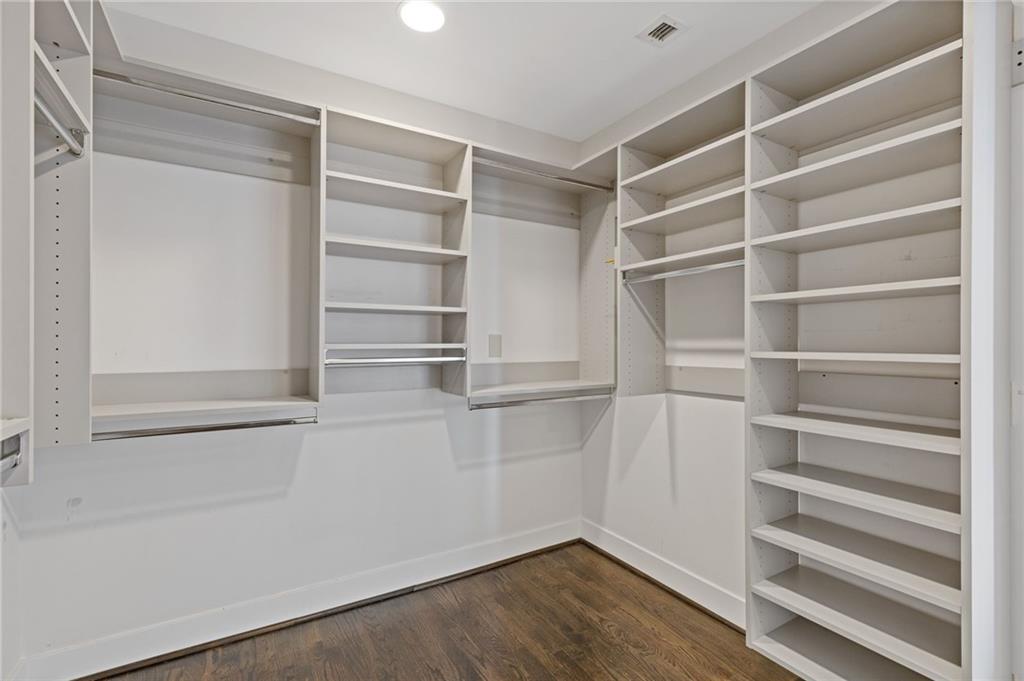 2660 Peachtree Road NW Unit 30G