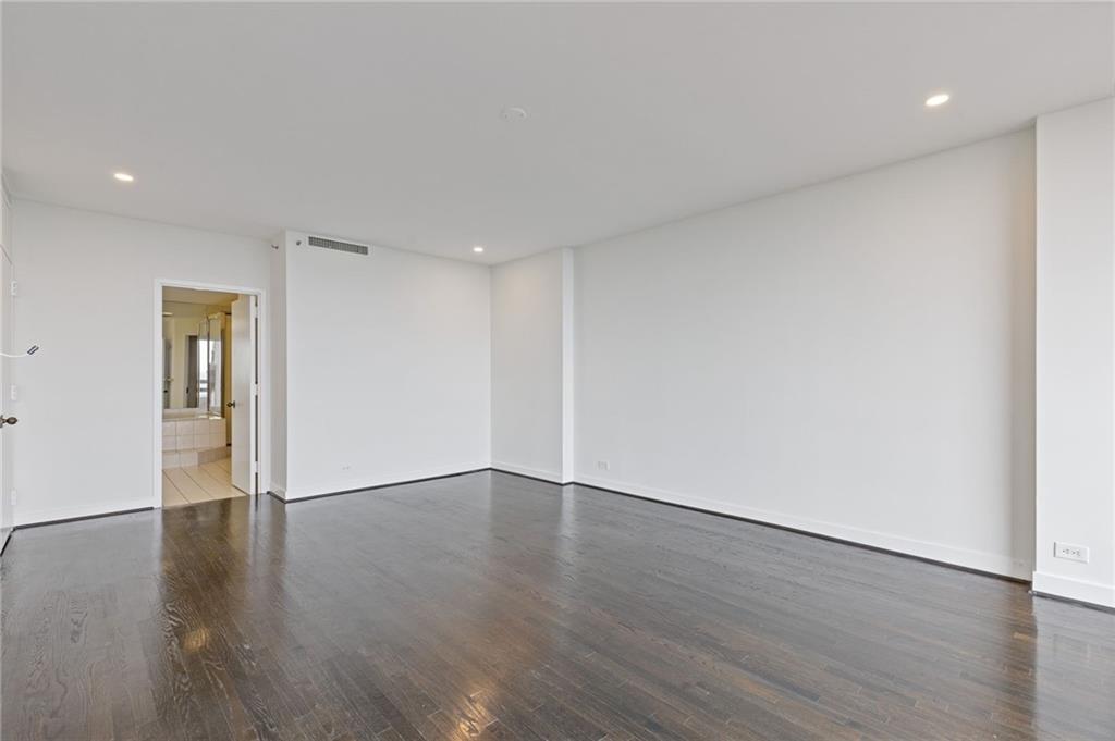 2660 Peachtree Road NW Unit 30G