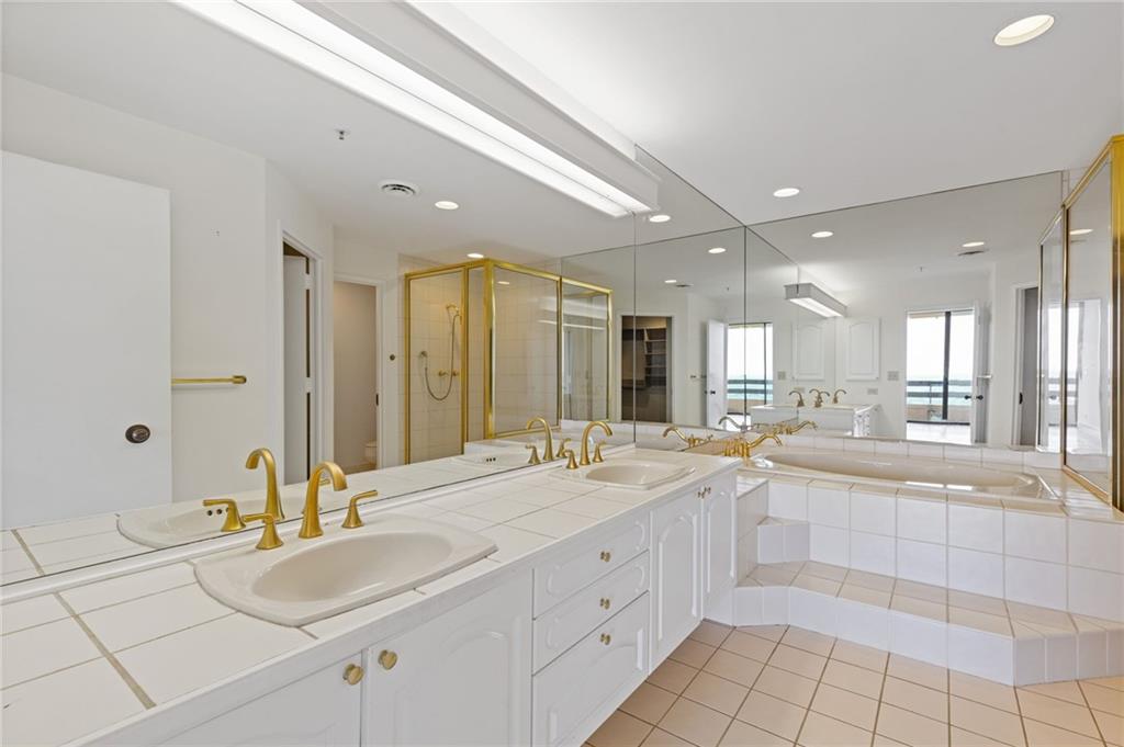 2660 Peachtree Road NW Unit 30G