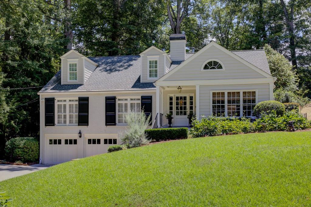 776 Wellesley Drive NW
