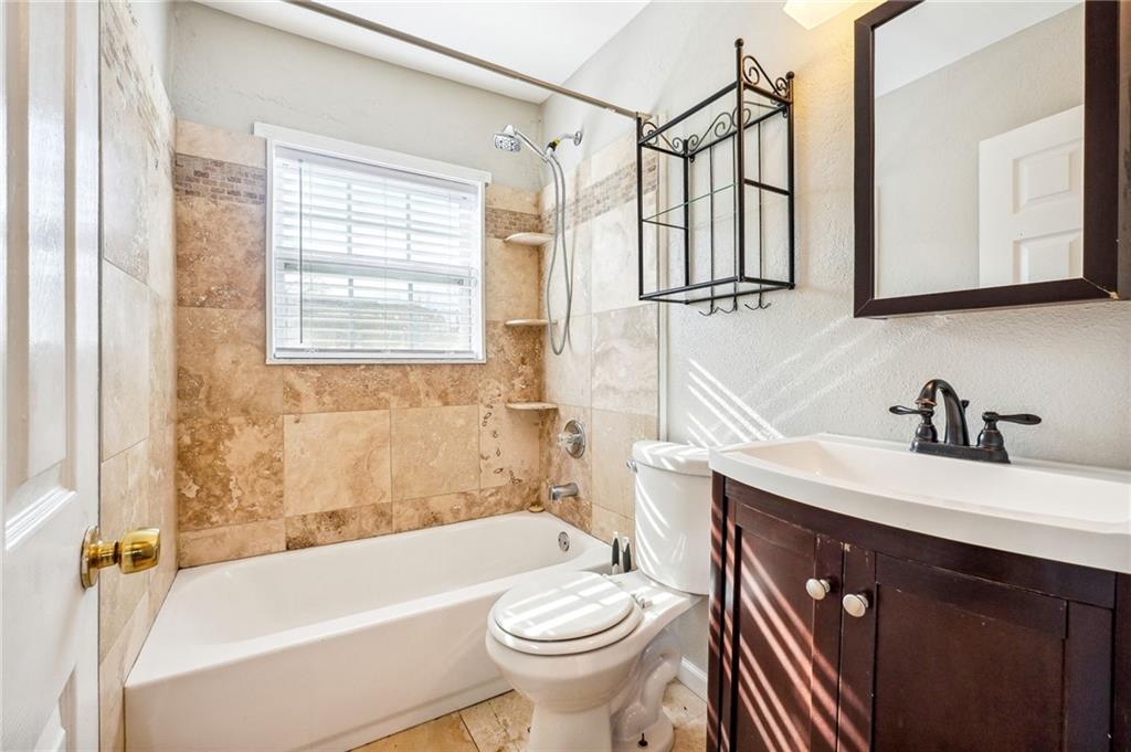 2015 Bixby Street SE