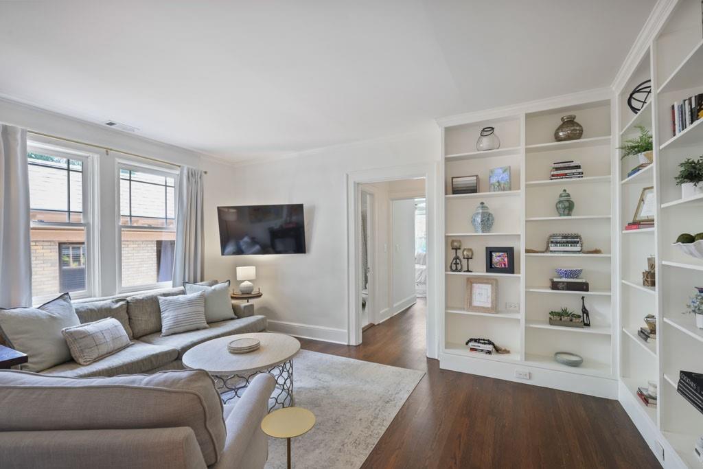 1115 Briarcliff Place NE Unit 8
