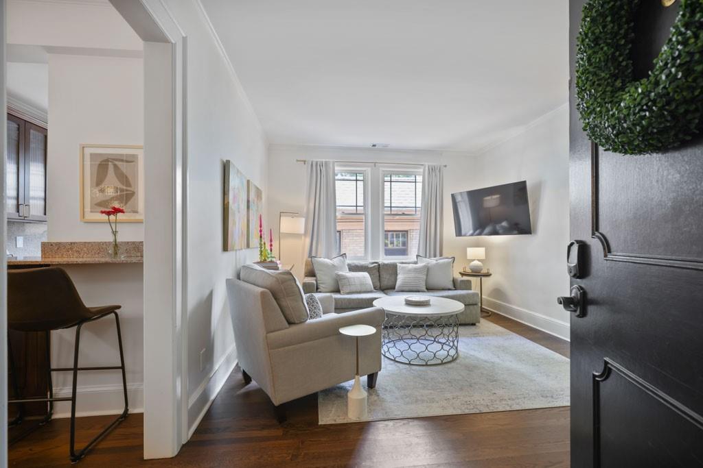 1115 Briarcliff Place NE Unit 8