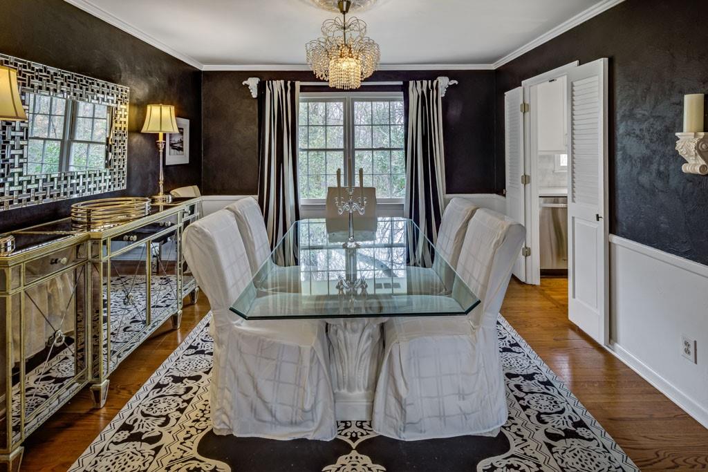 3519 Sunderland Way NE