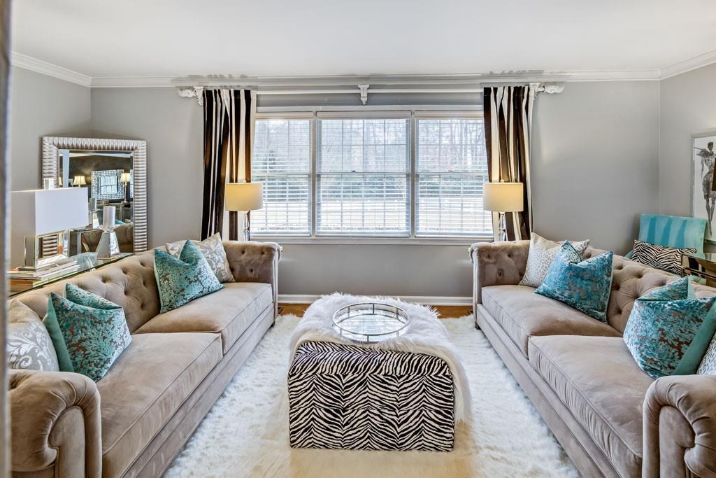 3519 Sunderland Way NE