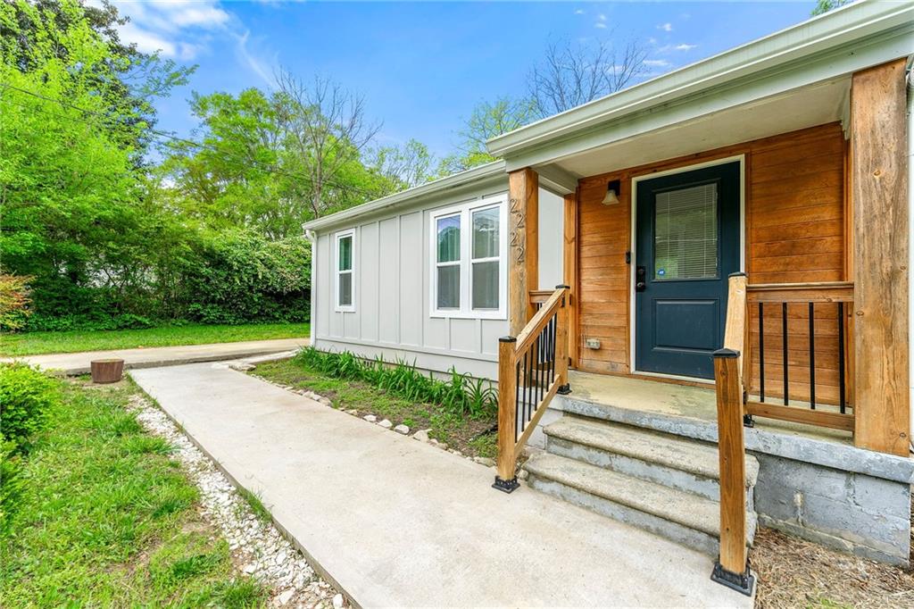 2222 Penelope Street NW