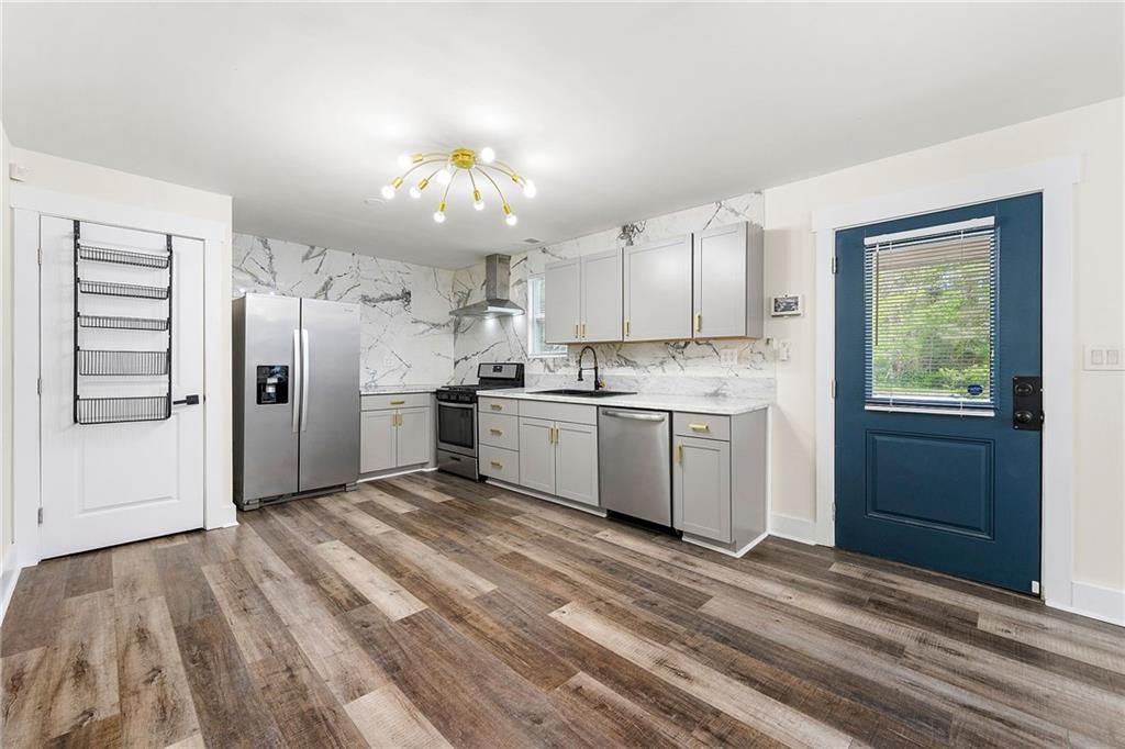 2222 Penelope Street NW