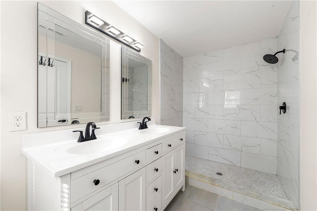 2222 Penelope Street NW