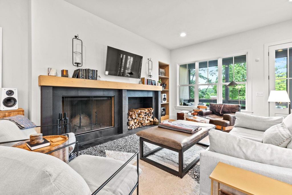 1412 Carroll Drive NW