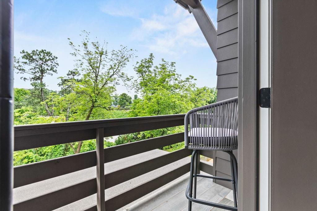 1412 Carroll Drive NW