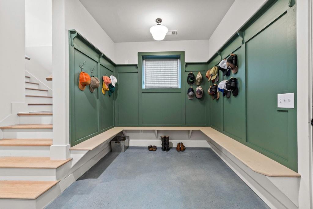 1412 Carroll Drive NW