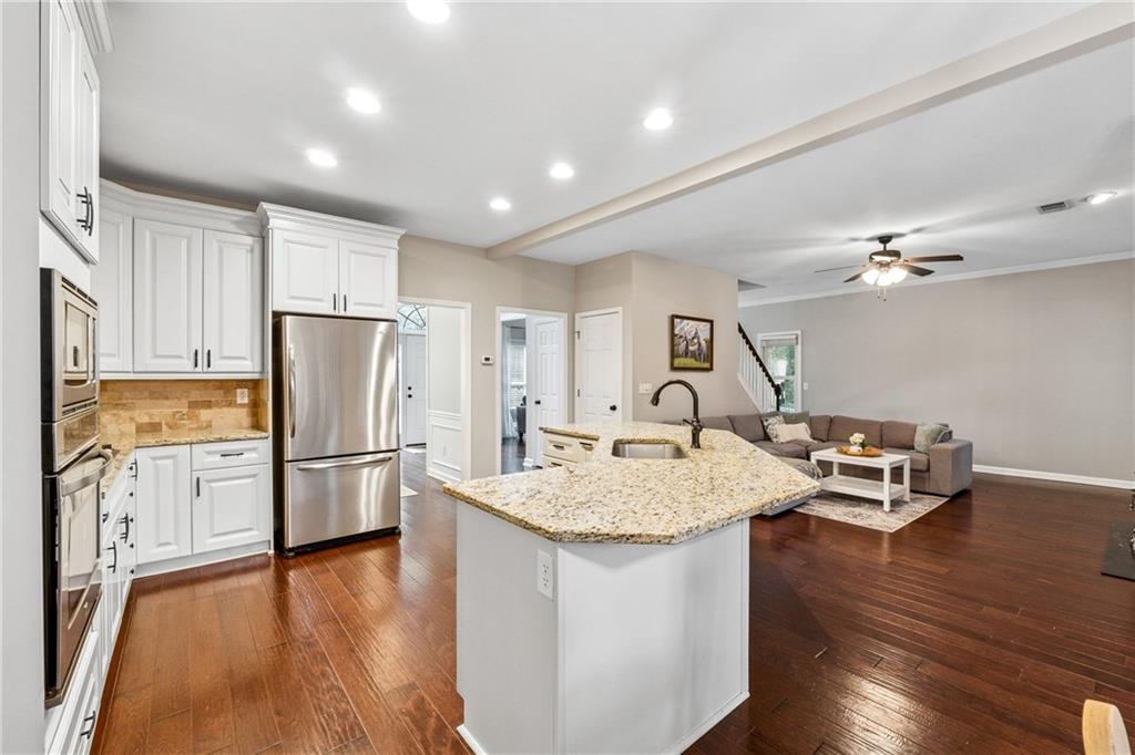 4632 Waters Edge Lane NW