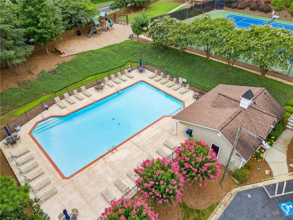 4632 Waters Edge Lane NW