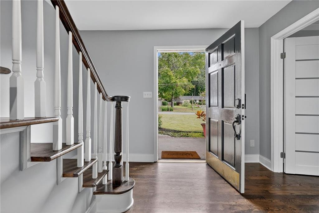 4906 Cambridge Drive