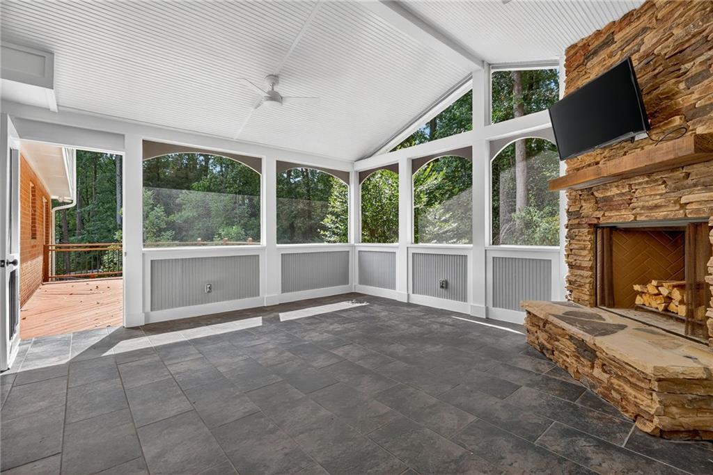 4906 Cambridge Drive