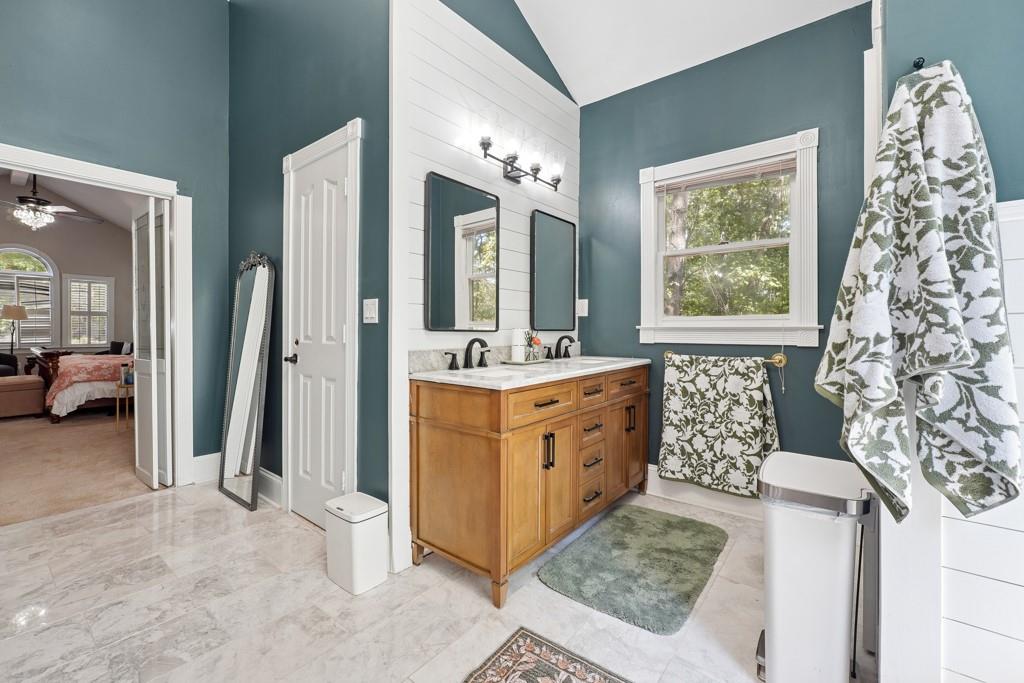 5767 W Phillips Mill Road