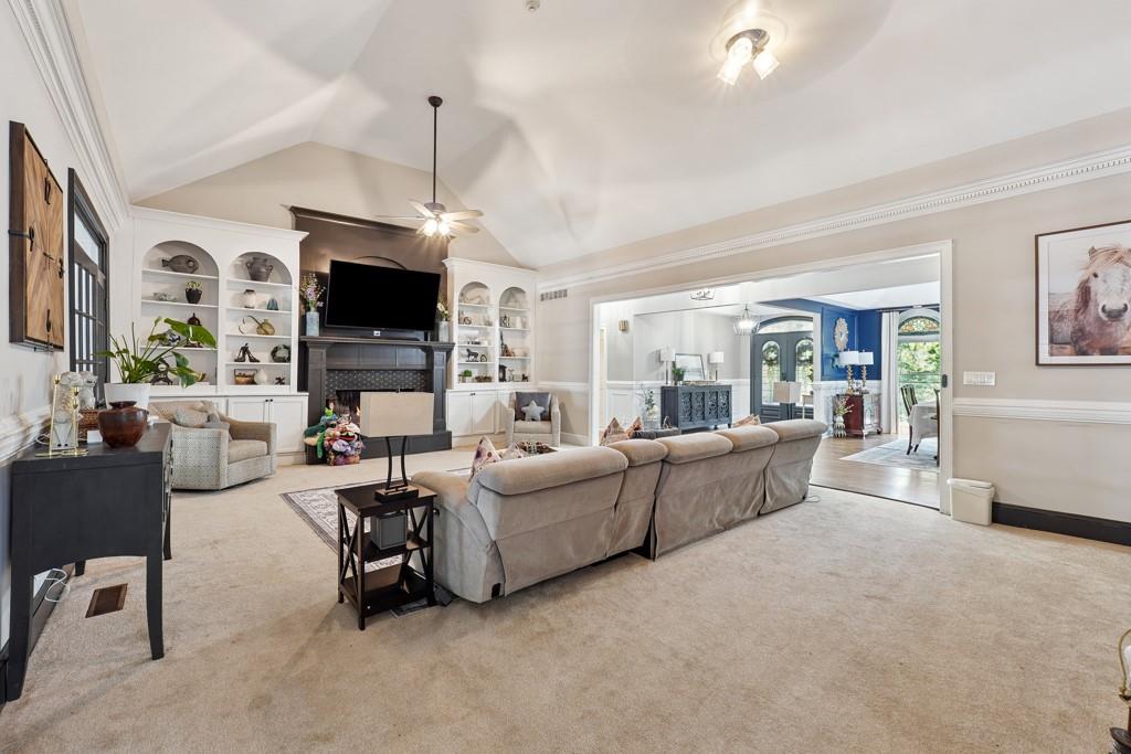 5767 W Phillips Mill Road