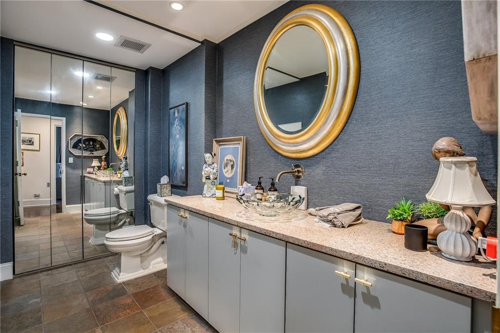 2660 Peachtree Road NW Unit 38E