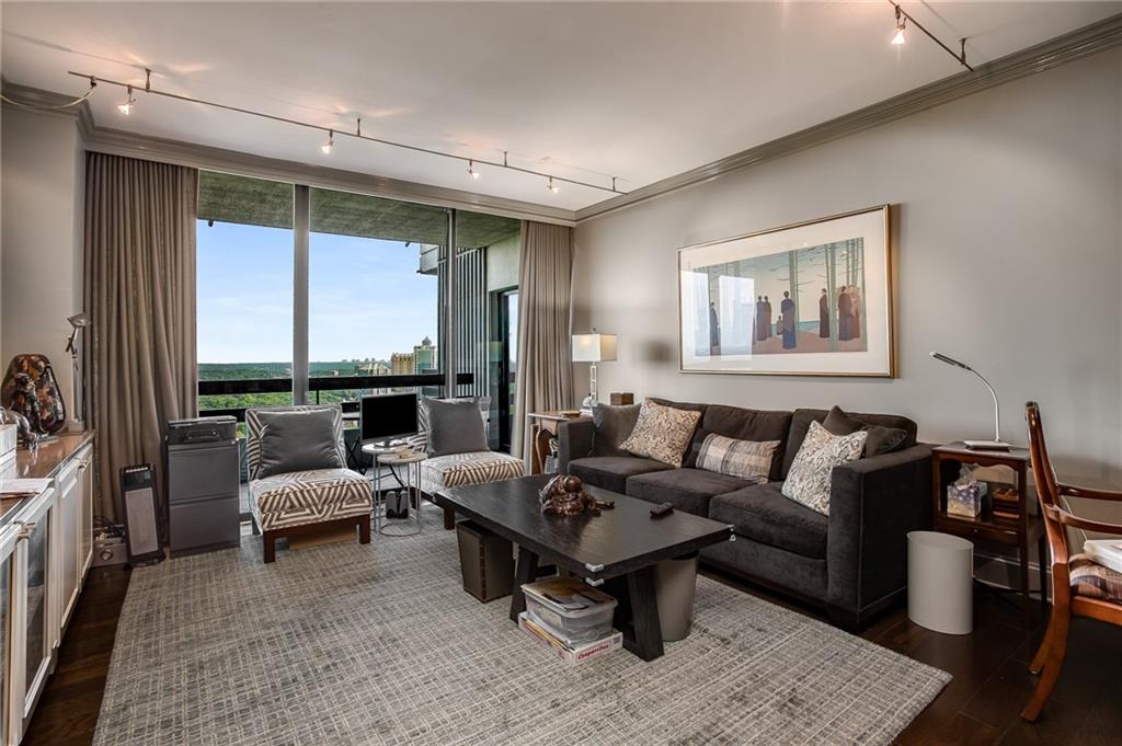 2660 Peachtree Road NW Unit 38E