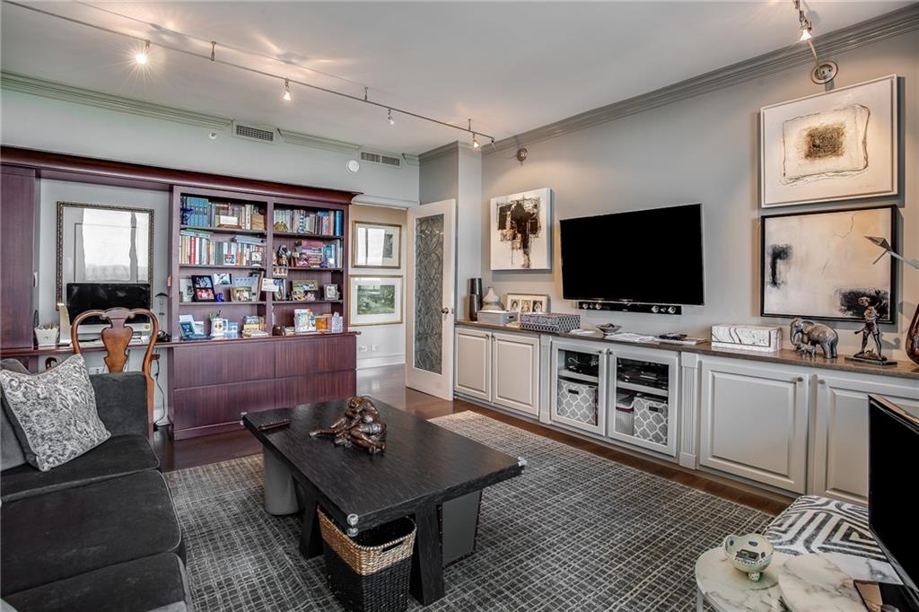 2660 Peachtree Road NW Unit 38E