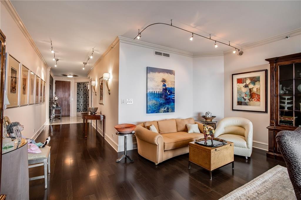 2660 Peachtree Road NW Unit 38E