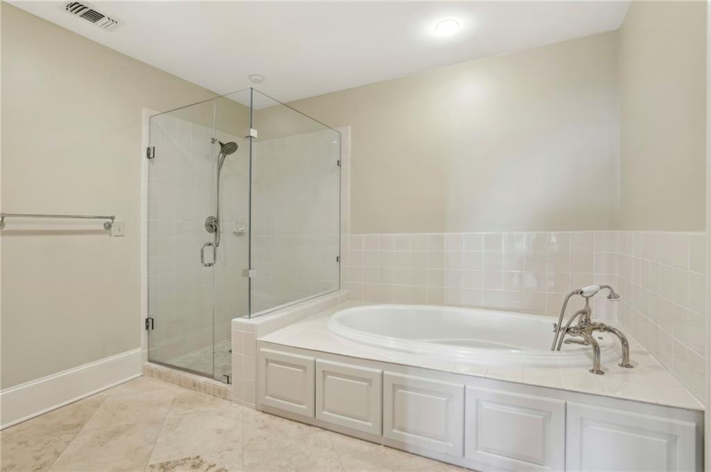 2700 Paces Ferry Road SE Unit 202