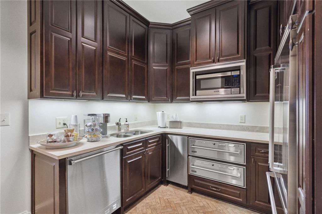 2700 Paces Ferry Road SE Unit 202