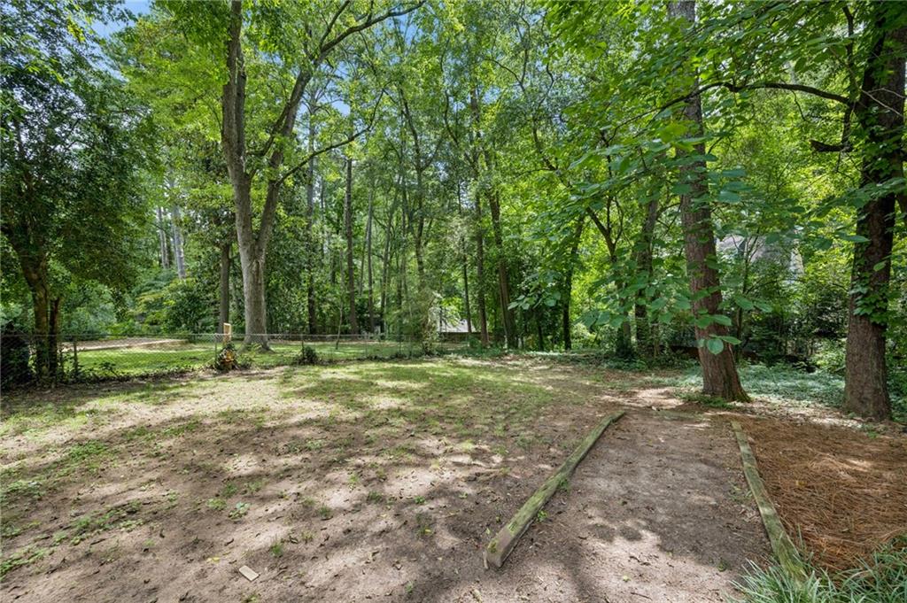 1925 Colland Drive NW