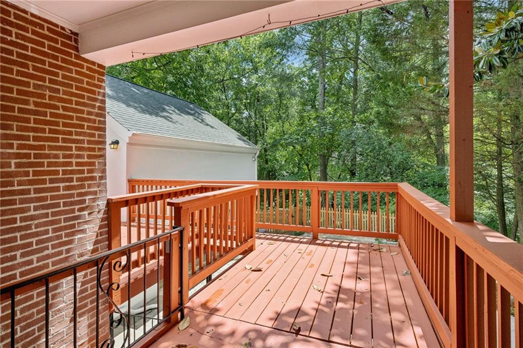 1925 Colland Drive NW