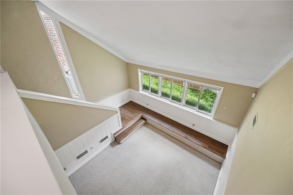 1925 Colland Drive NW