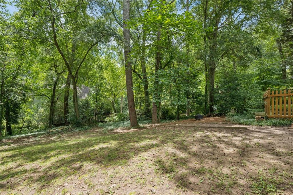 1925 Colland Drive NW